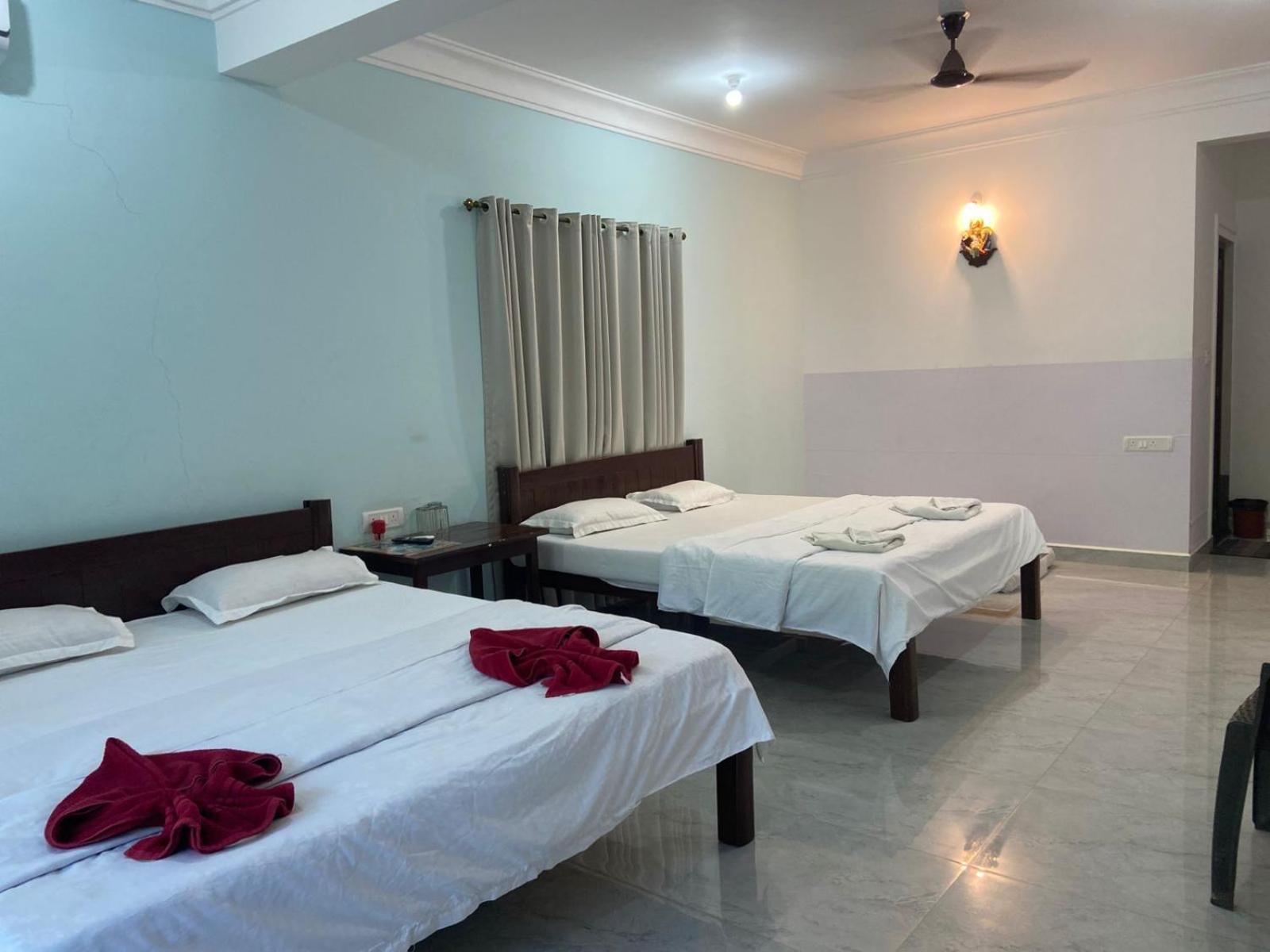 Guest house Ocean's Edge By Vincen Calangute
